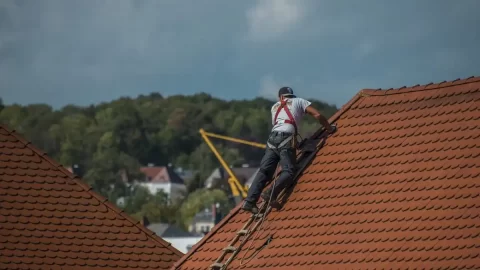 How to Choose a Roofing Contractor